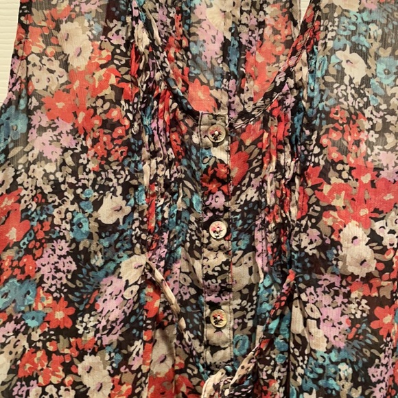 American Rag blouse - Picture 2 of 5